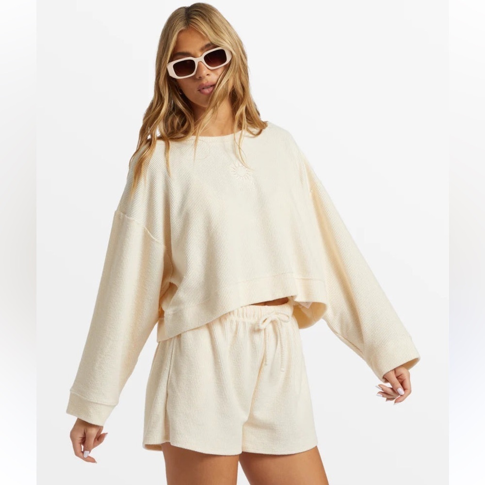 Billabong Woman’s Cally Ribbed Crew Neck Sweater